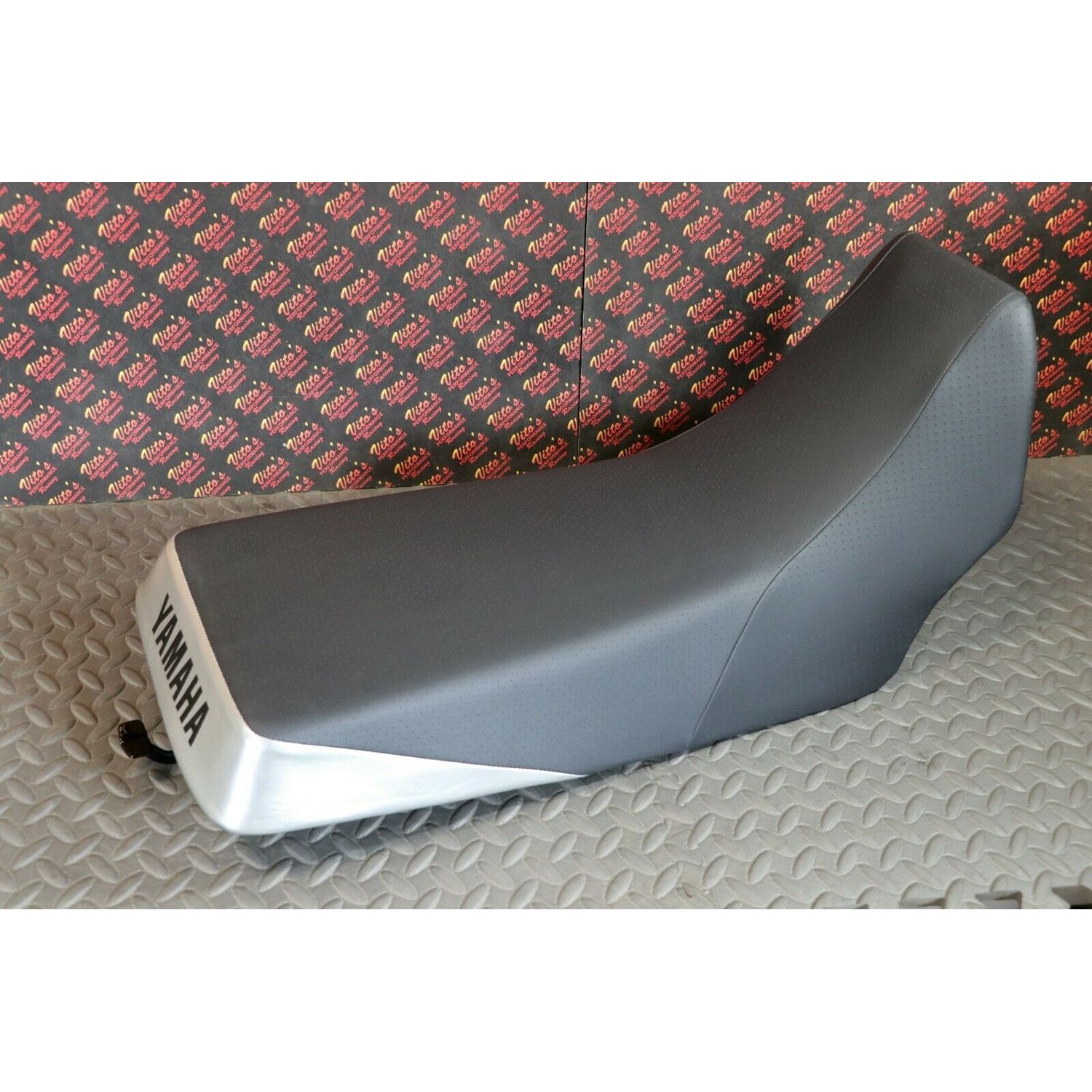 NEW Complete seat 1987-2006 Yamaha Banshee BLACK D